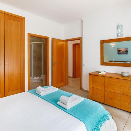 Falesia Beach Villa By The Portuguese Butler Ольос де Агуа Екстериор снимка