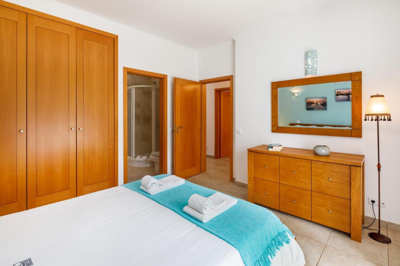 Falesia Beach Villa By The Portuguese Butler Ольос де Агуа Екстериор снимка