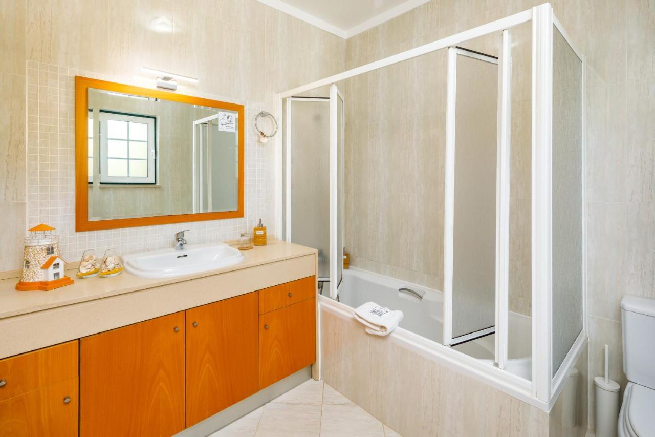 Falesia Beach Villa By The Portuguese Butler Ольос де Агуа Екстериор снимка